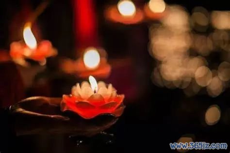 股票配资公司  126人遇难，金融力量紧急驰援地震灾区！工农中建交邮六大行，光大、民生等股份行，迅速行动…